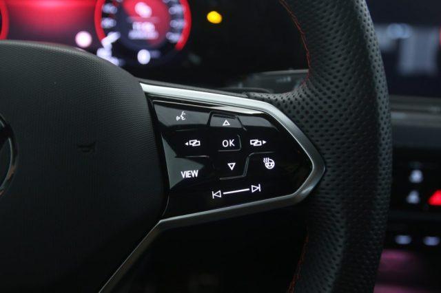 VOLKSWAGEN Golf GTI 2.0 TSI GTI DSG Black Style plus