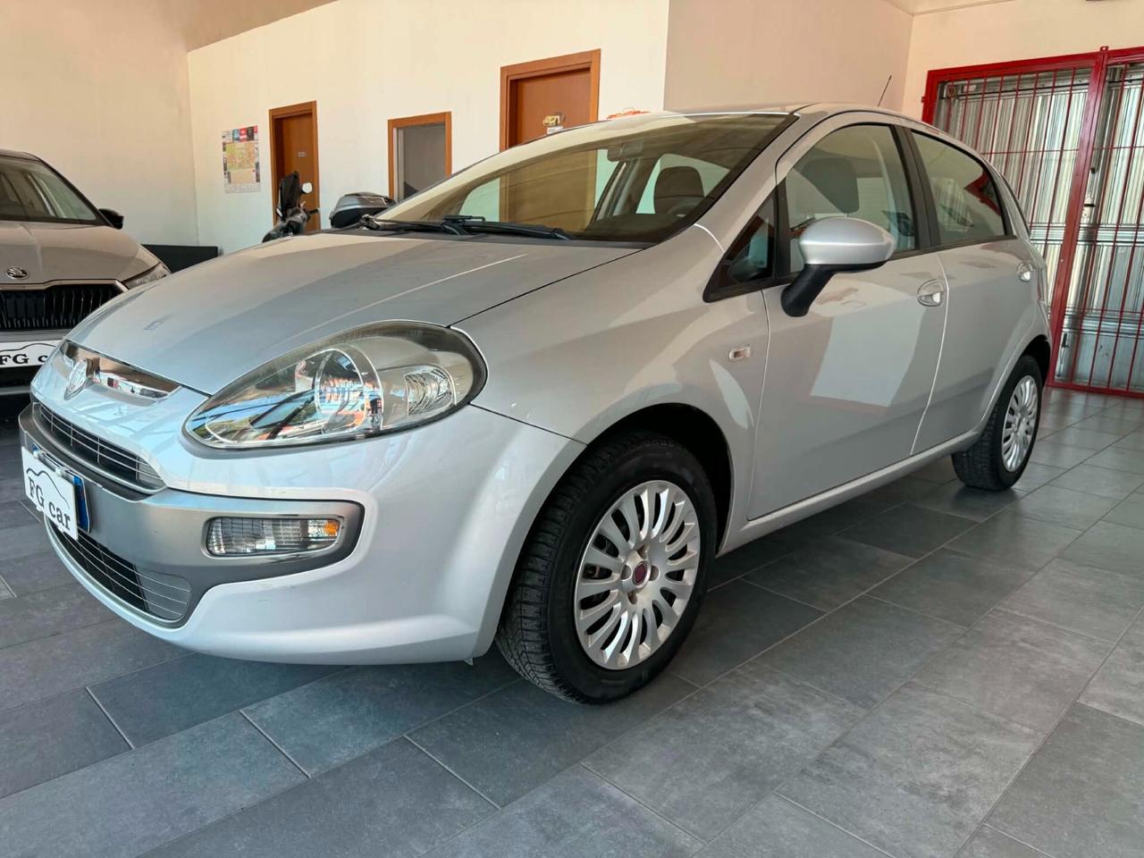 Fiat Punto Evo 1.2 5 porte Dynamic 77Cv NEOPATENTATI