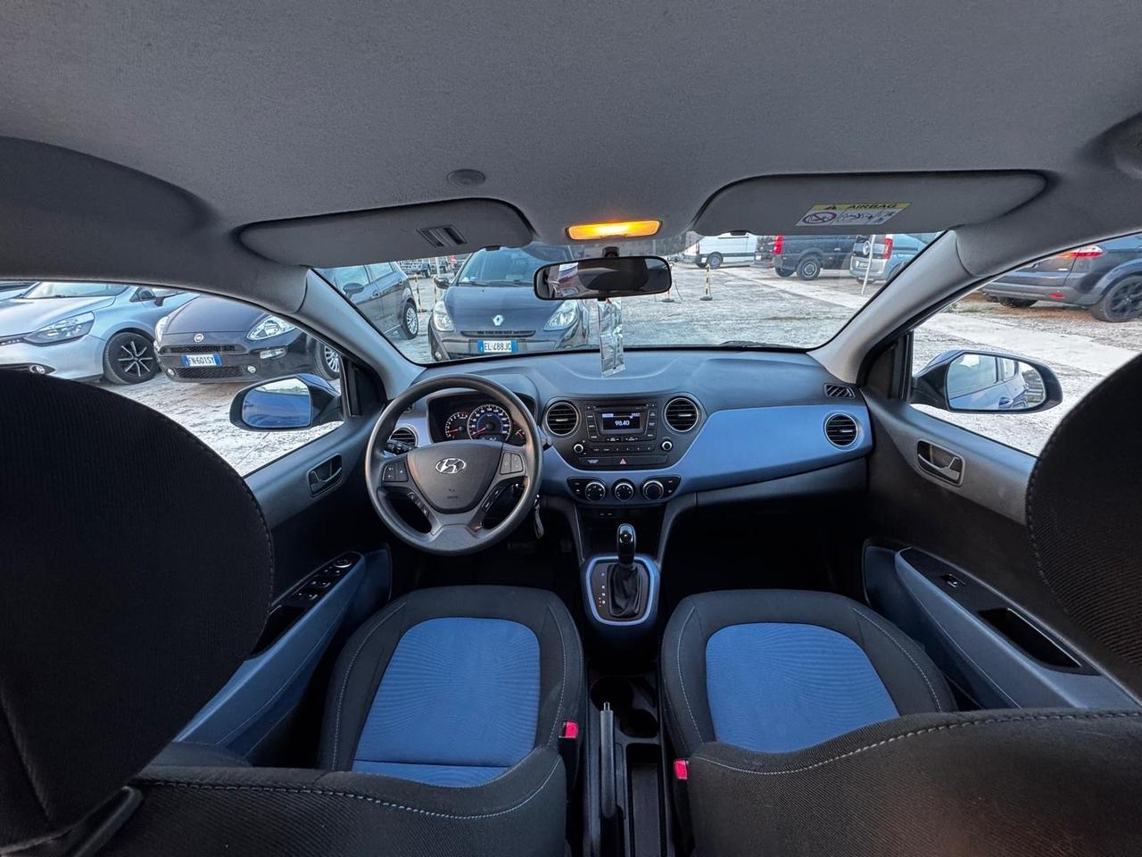 Hyundai i10 MPI Sound Edition Cambio Automatico