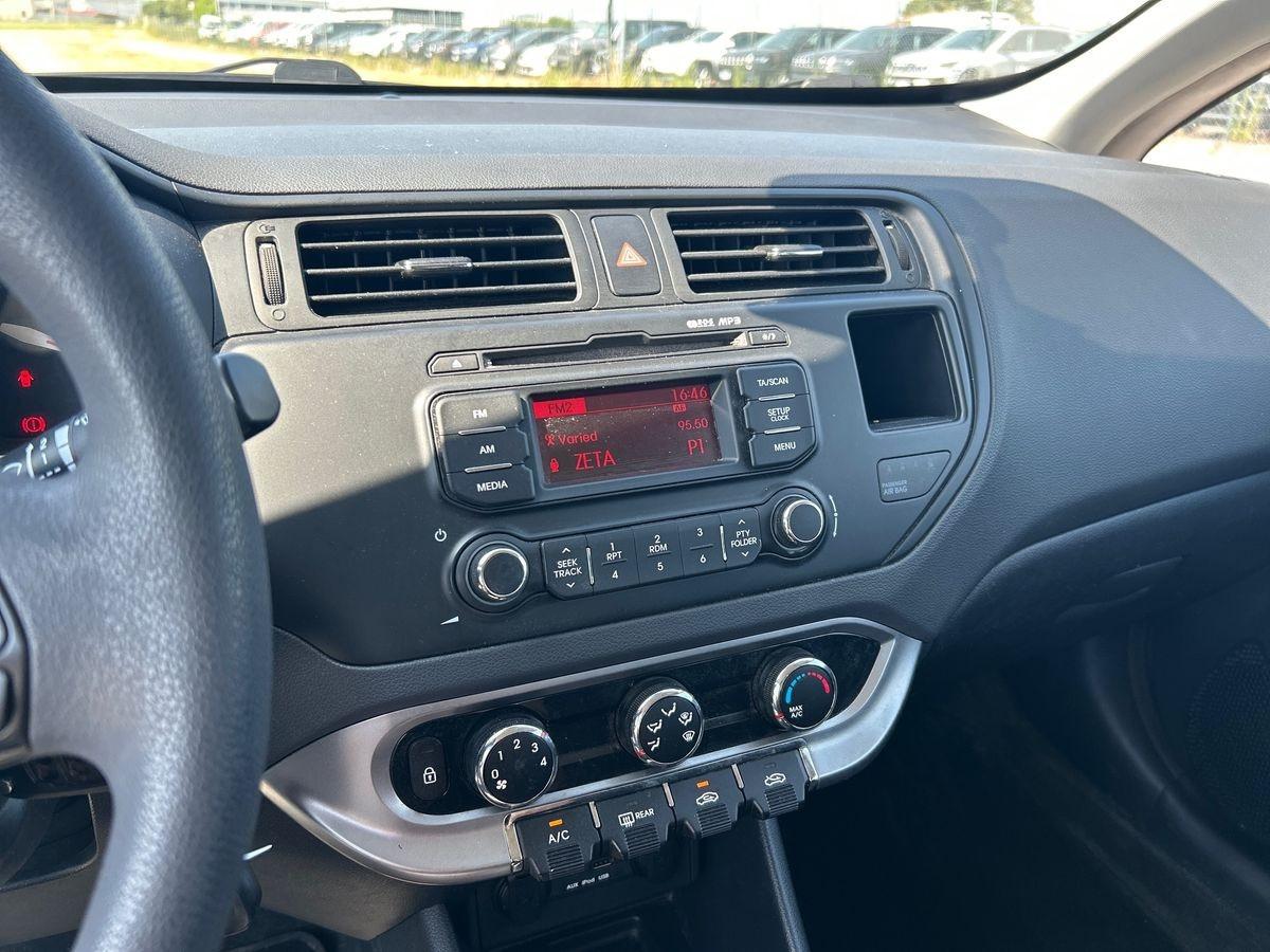 KIA Rio III 2011 - Rio 5p 1.2 EX
