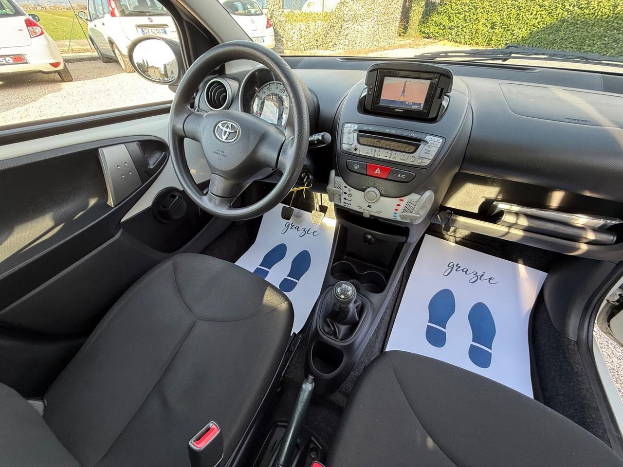 Toyota Aygo 1.0 12V VVT-i 5 porte Active Connect