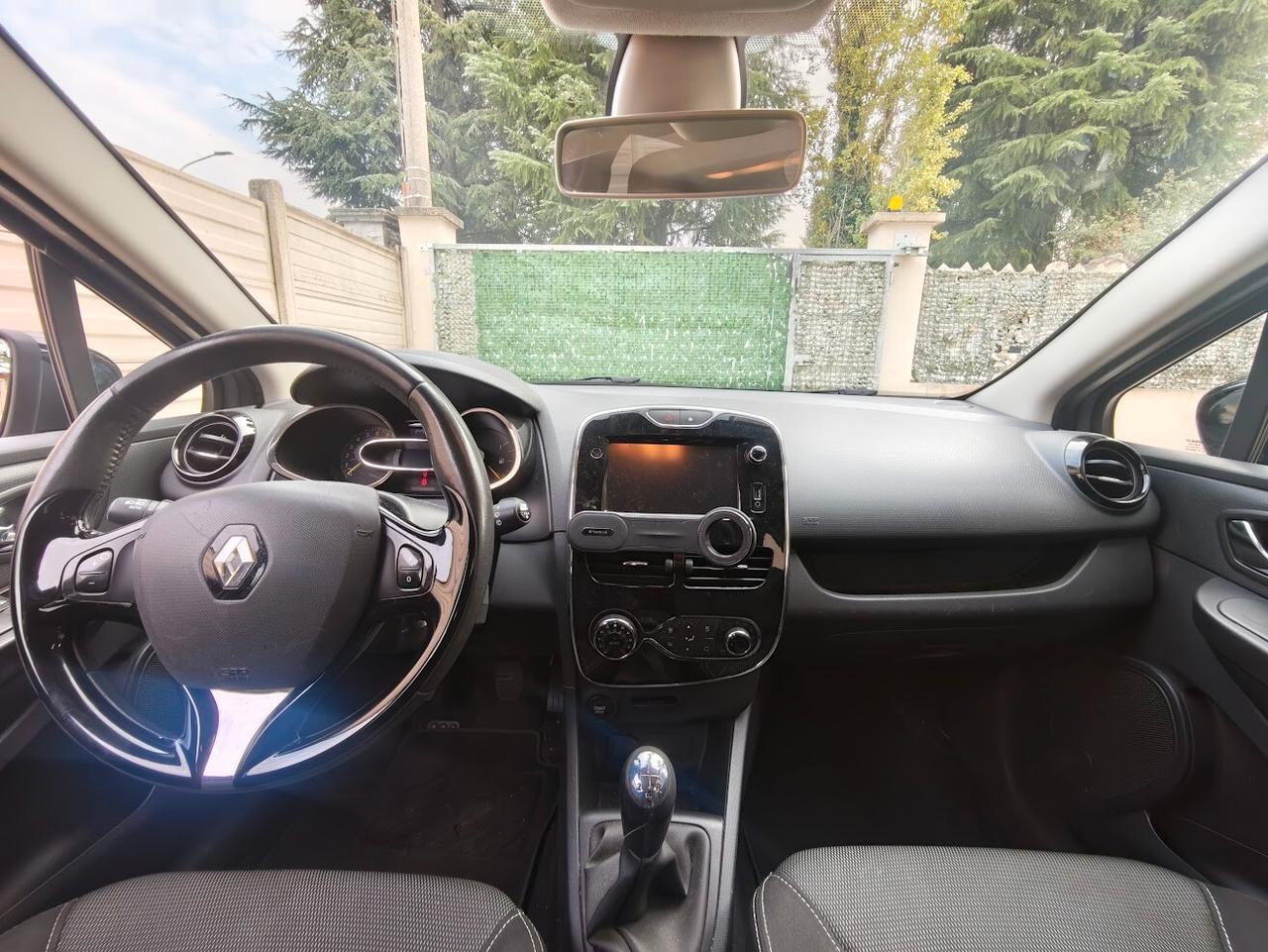 Renault Clio 1.2 75CV 5 porte ESENZIONE BOLLO!