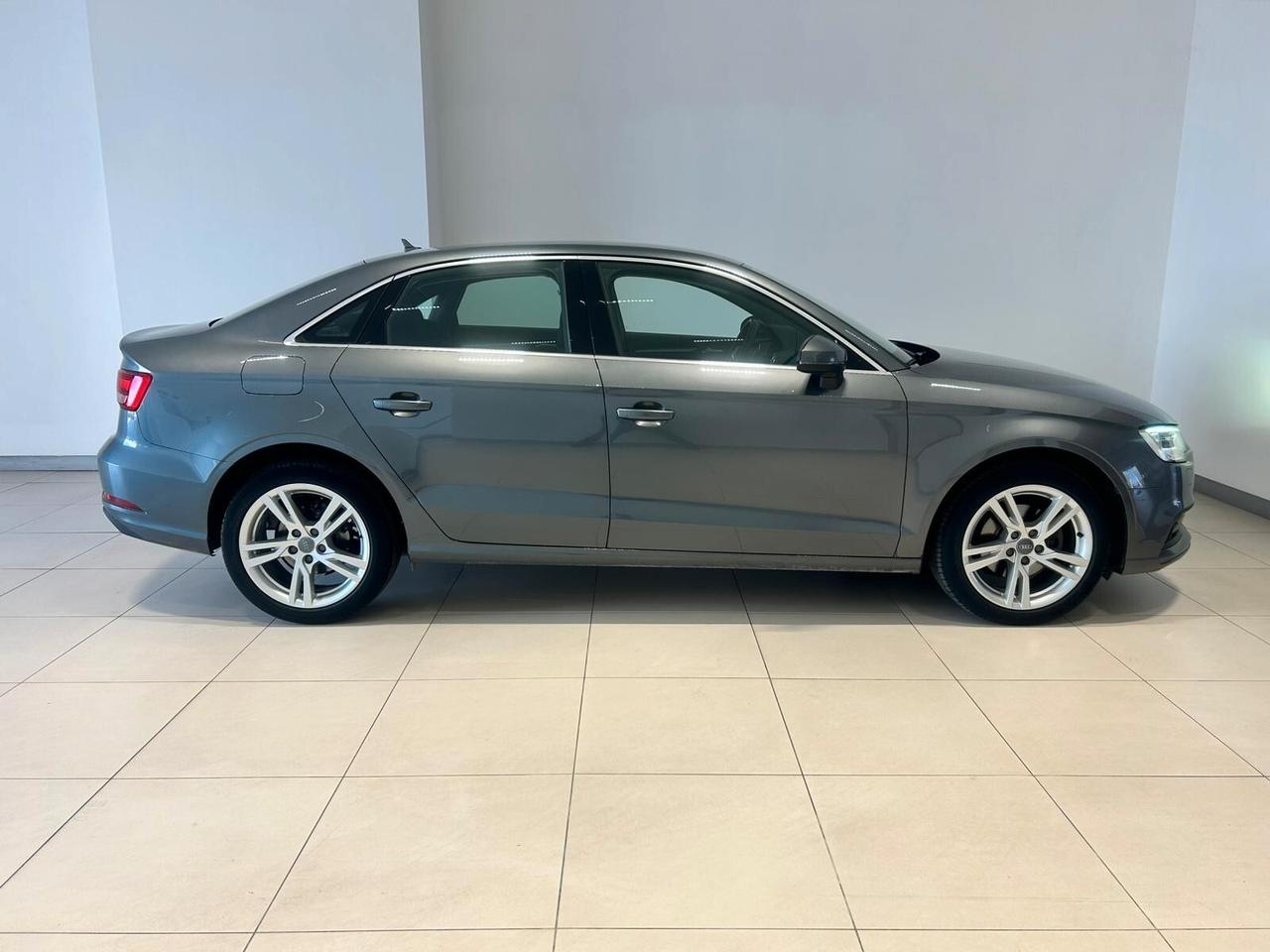 Audi A3 Sedan 1.6 TDI 116 CV S tronic