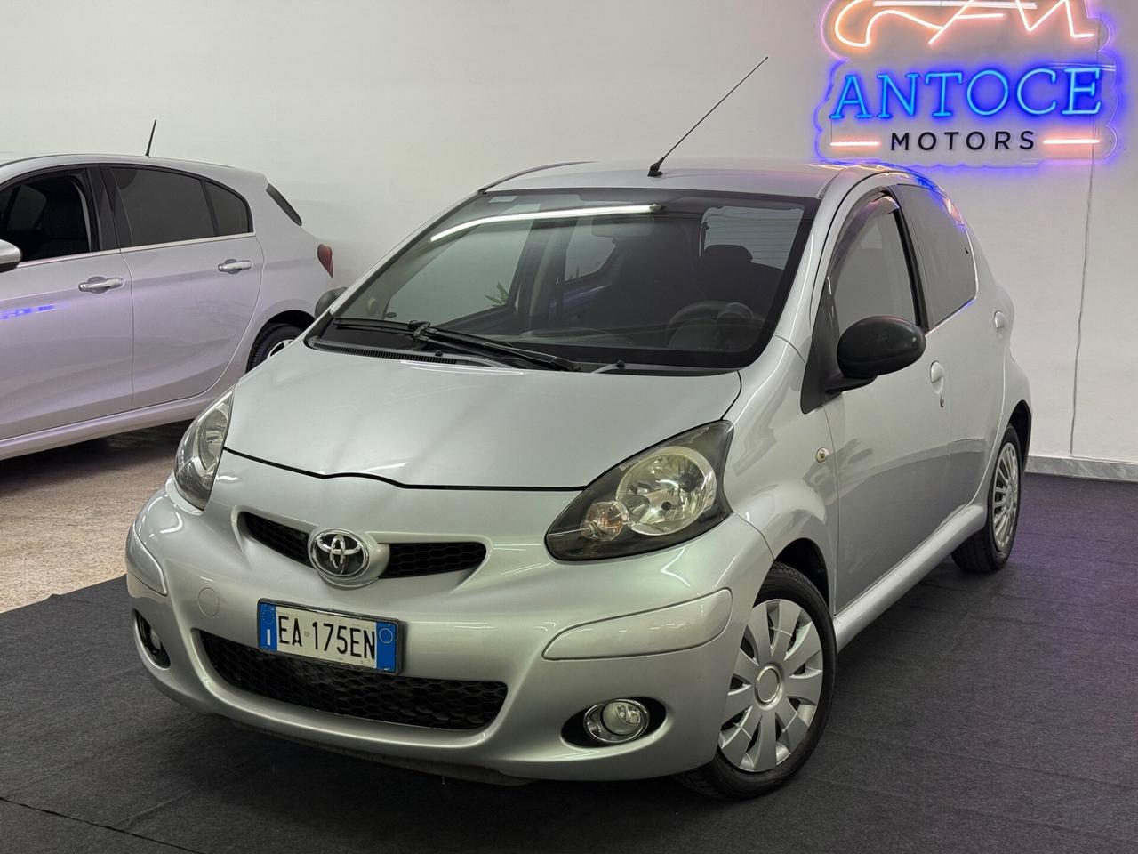 TOYOTA Aygo 2010 1.0 VVT-i 68cv 5 porte Sol