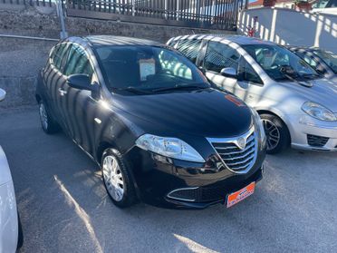 LANCIA YPSILON 1.3 DIESEL 95 (CV) 2011