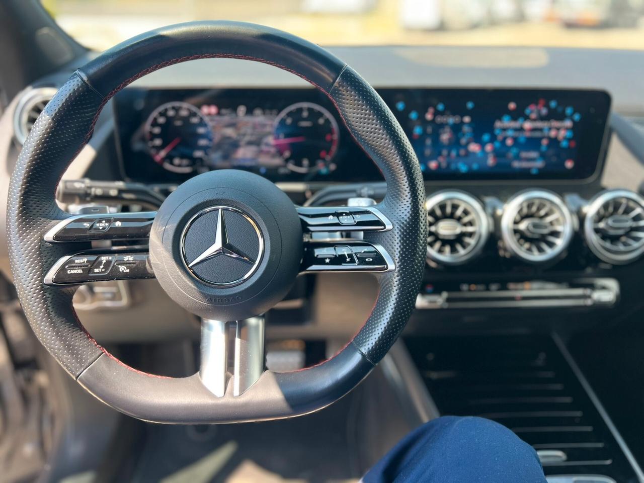 Mercedes-benz GLA 200 d 150cv AMG Premium UNICO PROPRIETARIO IVA ESPOSTA