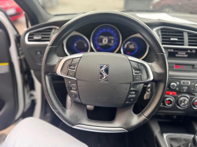 DS AUTOMOBILES DS 4 1.6 VTi 120 So Chic
