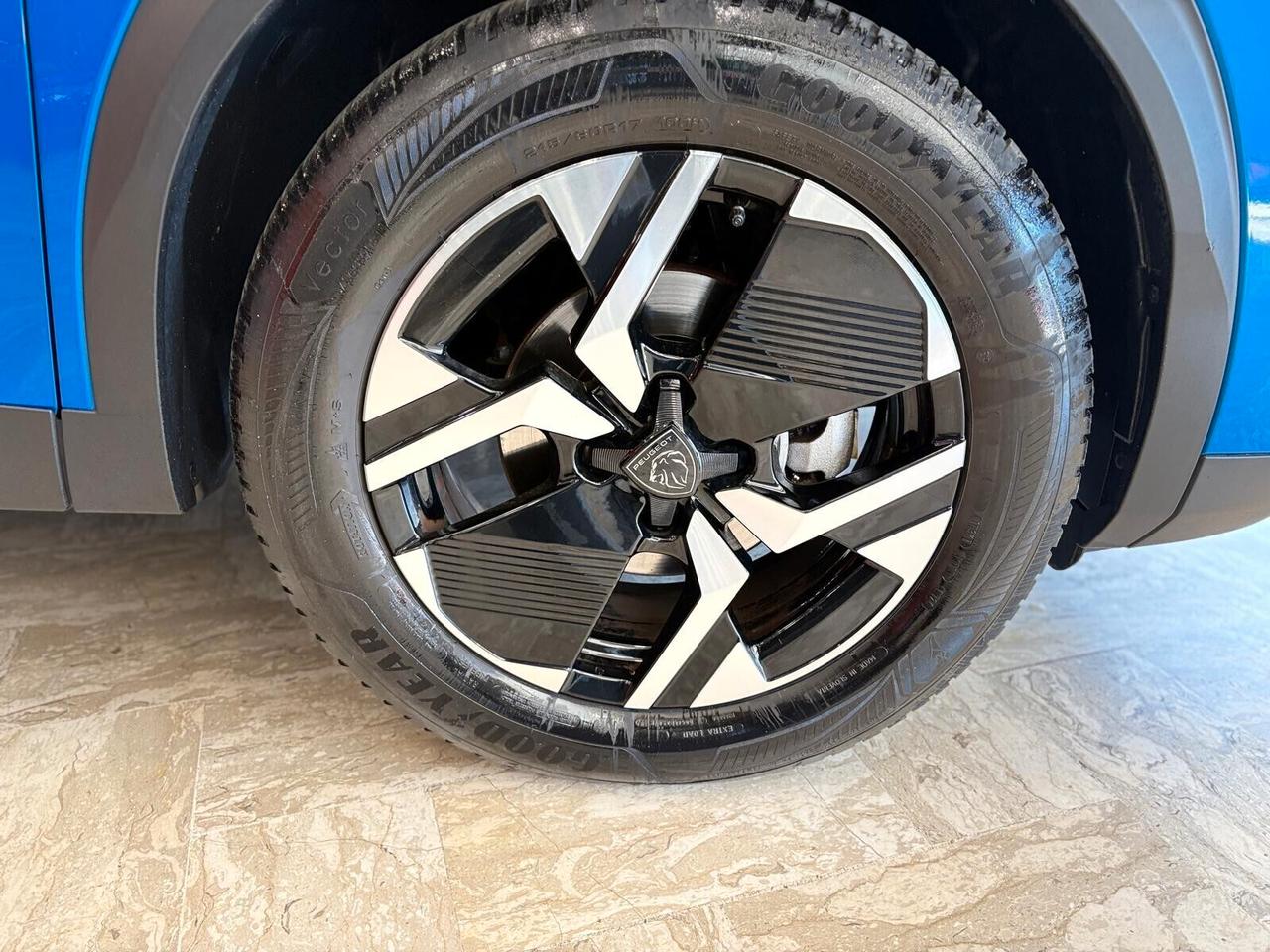 Peugeot 2008 PureTech 100 S&S Allure