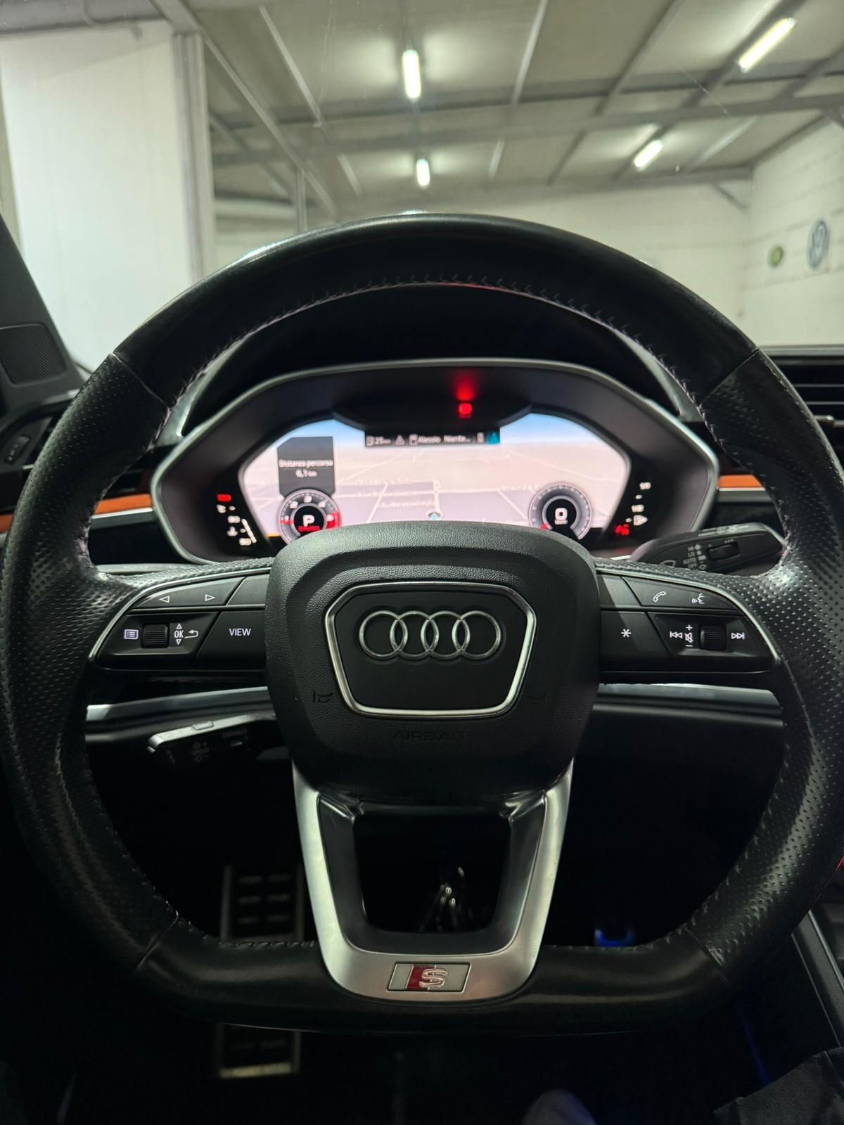 Audi Q3 35 TDI S tronic line edition