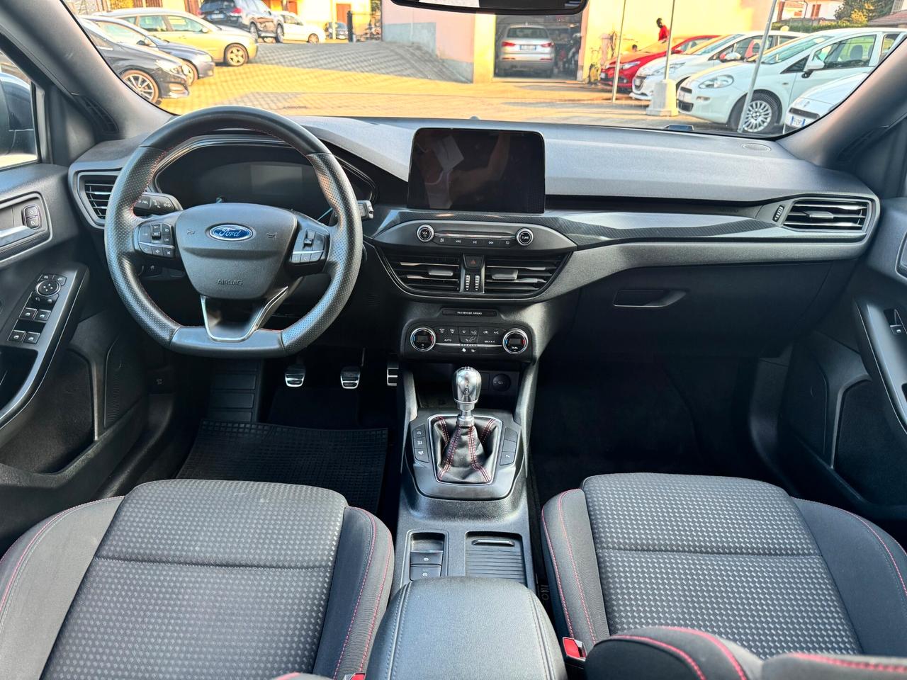 FORD FOCUS 1.5 ECOBLU 120 CV. ST LINE