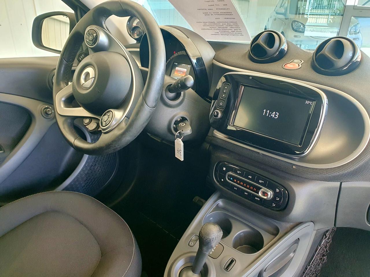 Smart ForFour 70 1.0 BENZ. - 2017 - KM. 137.000