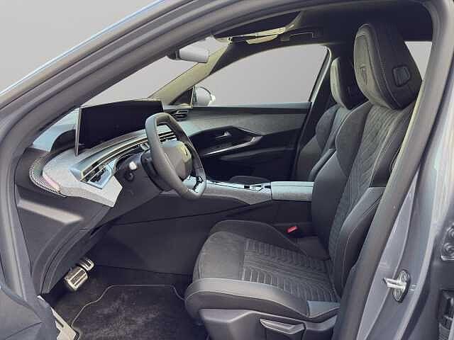 Peugeot 5008 Hybrid 145 e-DCS6 GT