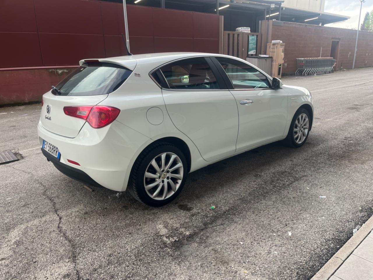 Alfa Romeo Giulietta 1.6 JTDm-2 105 CV Distinctive