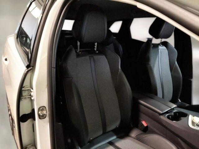 PEUGEOT 3008 BlueHDi 130 S&S EAT8 Allure