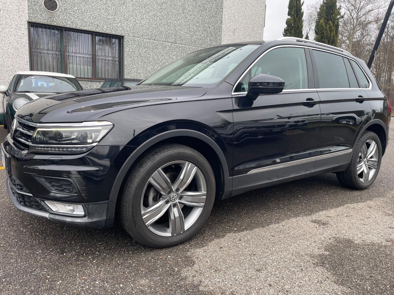 Volkswagen Tiguan 2.0 TDI 4 Motion*Automatik*Navi*Cerchi*