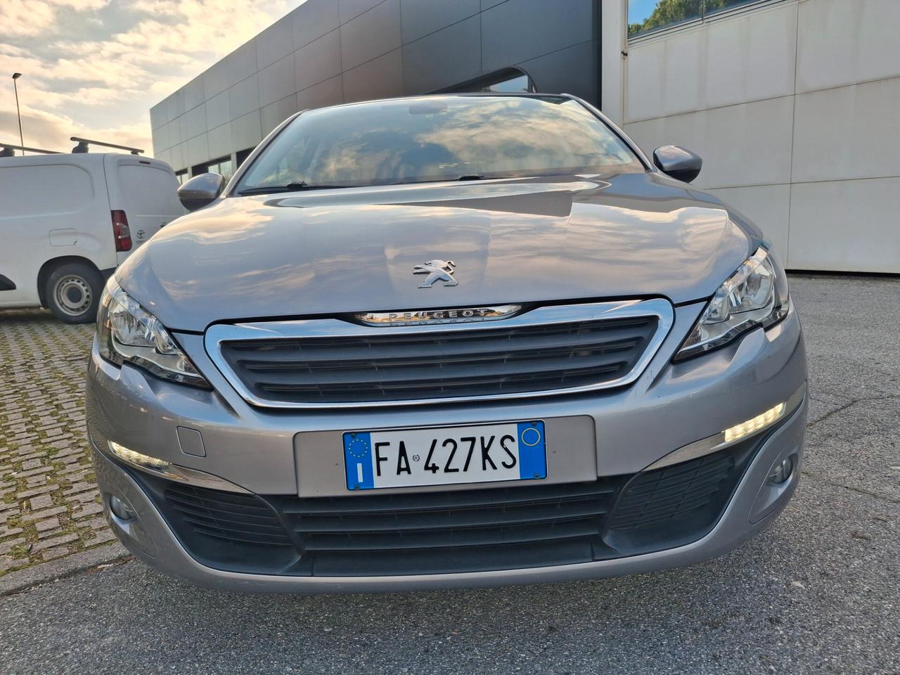 Peugeot 308-1.6 HDi 100 SW Business*SOLO 79000 KM.*