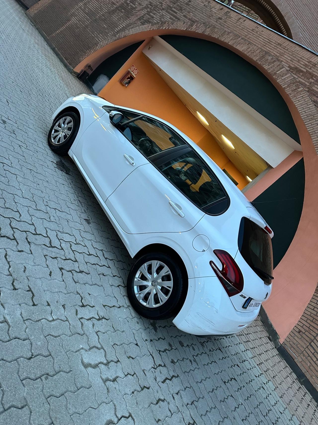 Peugeot 208 BlueHDi 75 5 porte Active