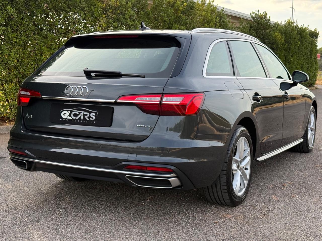 Audi A4 Avant 40 TDI quattro S tronic Business Advanced
