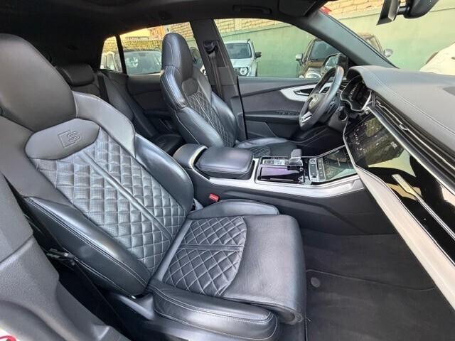 Audi Q8 55 TFSI quattro tiptronic S line edition