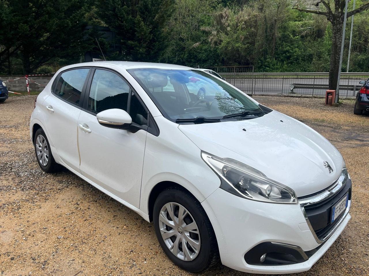 Peugeot 208 1.2 Benzina - Neopatentati - Tagliandi Certificati