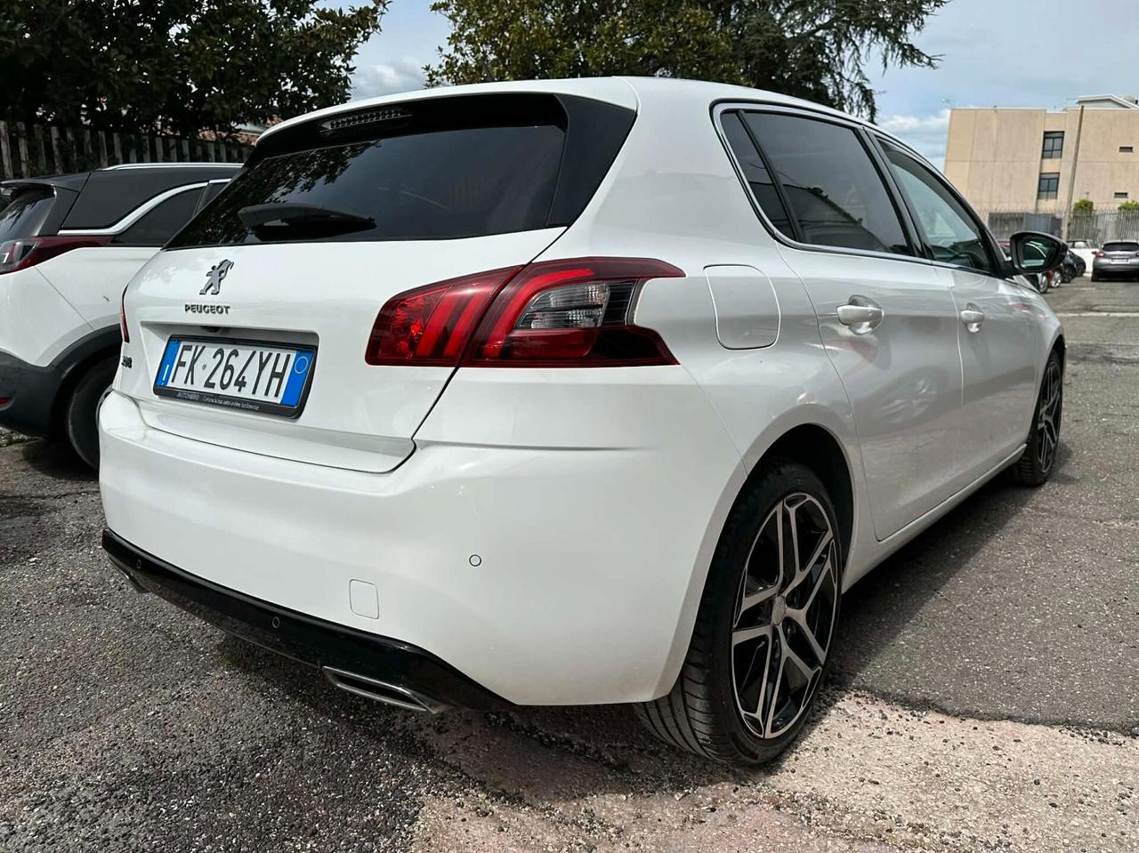 Peugeot 308 BlueHDi 120 S&S EAT6 Allure