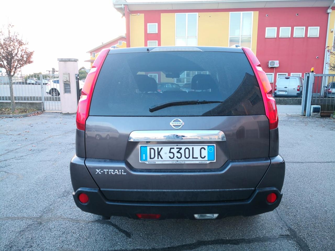 Nissan X-Trail 2.0 dCi 150CV ***AUTOMATICO***KEYLESS***TELECAMERA***