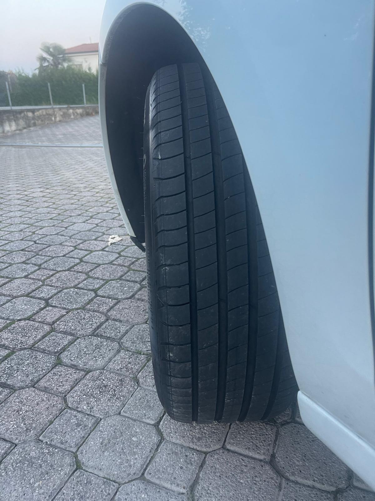 Renault Scenic Scénic 1.5 dCi 110CV EDC Bose 7 POSTI