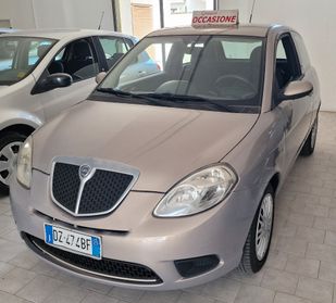 Lancia Ypsilon 1.2 benzina Kw 44 adatta neo patentati