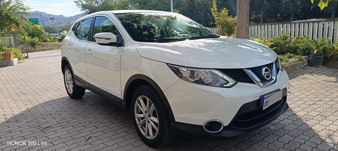Nissan Qashqai 1.5 dci Tekna 110cv E6