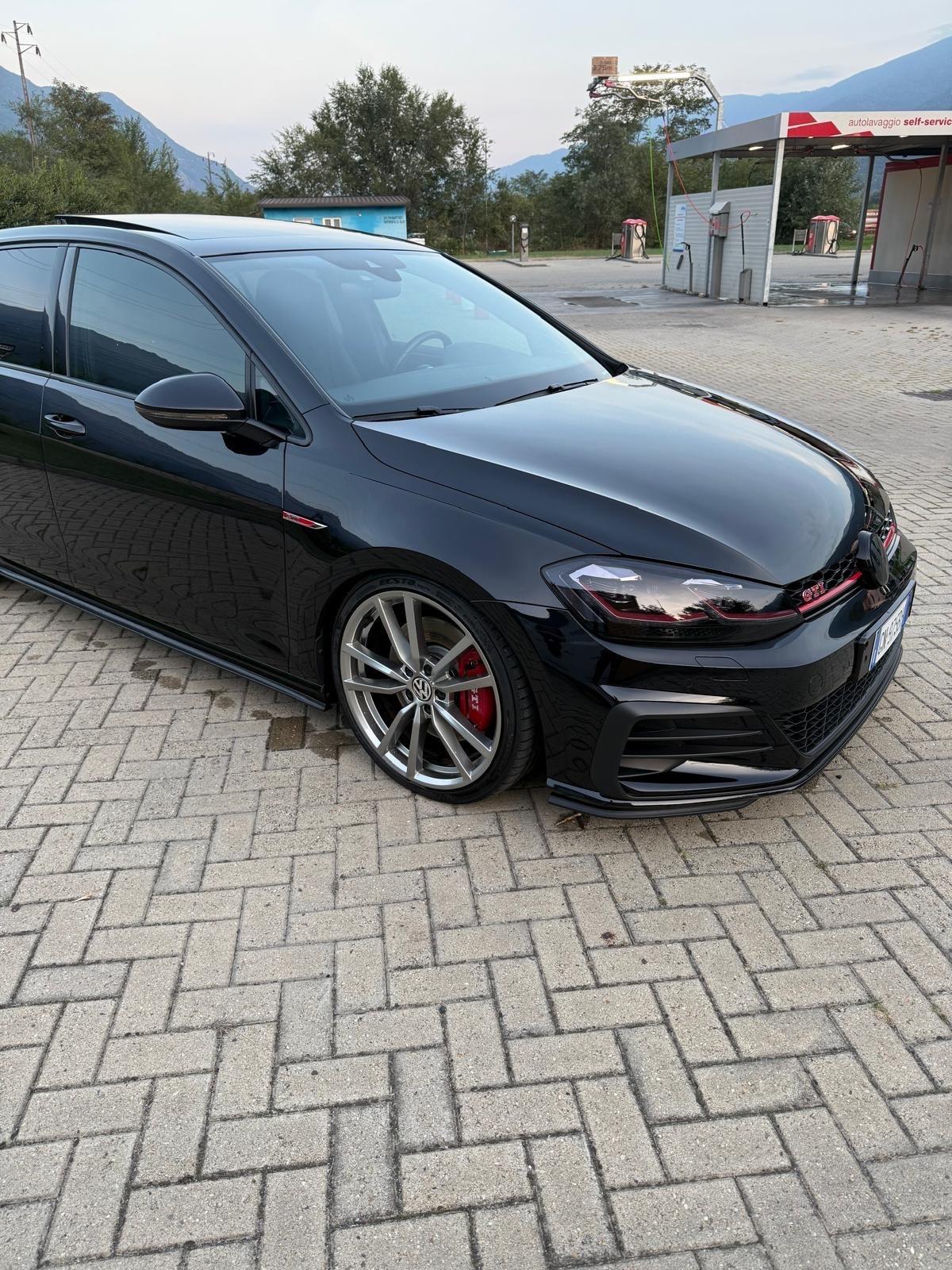 Volkswagen Golf GTI Performance 2.0 245 CV TSI DSG 5p. BMT
