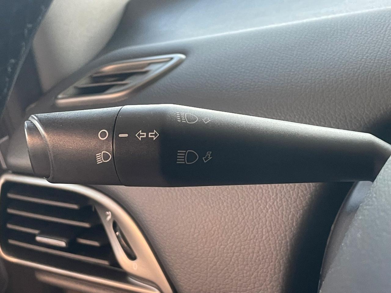 Lancia Ypsilon 0.9 TwinAir 85 CV 5 porte S&S Platinum