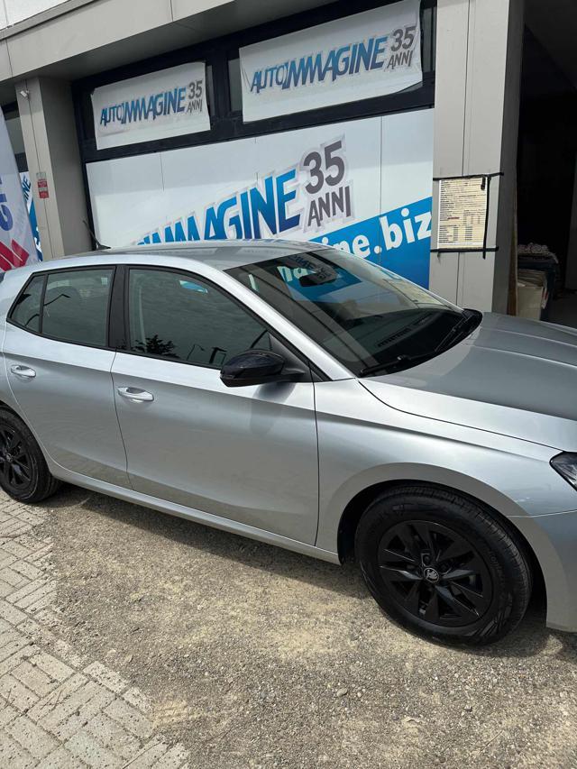 SKODA Fabia 1.0 MPI 80 CV Young Edition