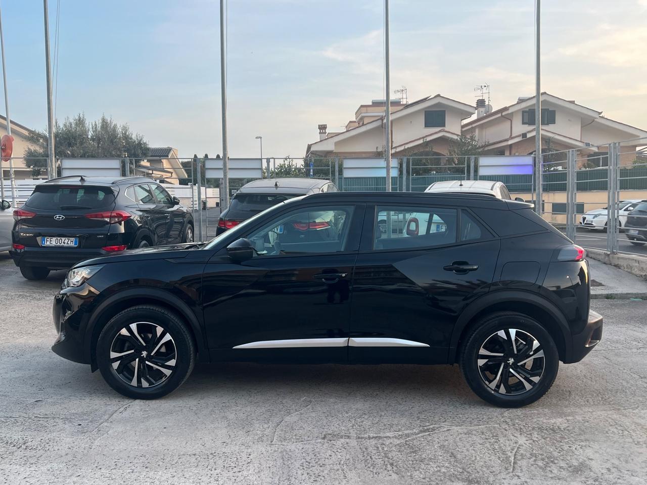 Peugeot 2008 PureTech 100 S&S Allure