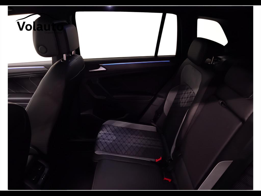 VOLKSWAGEN Tiguan II 2021 - Tiguan 2.0 tsi R-Line 4motion 190cv dsg