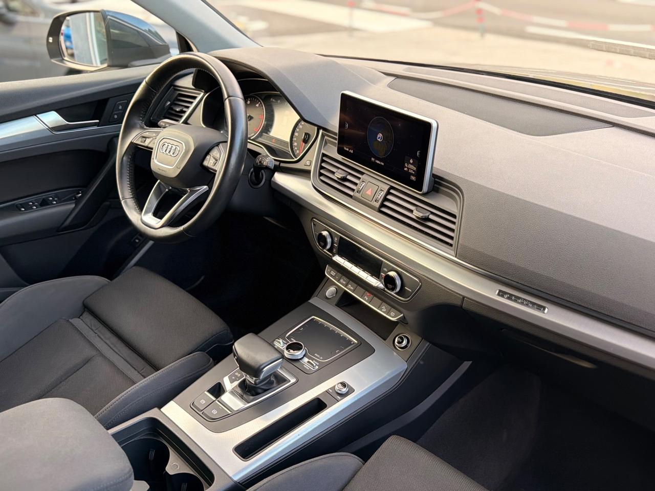 Audi Q5 2.0 TDI 190 CV quattro S tronic Business Sport