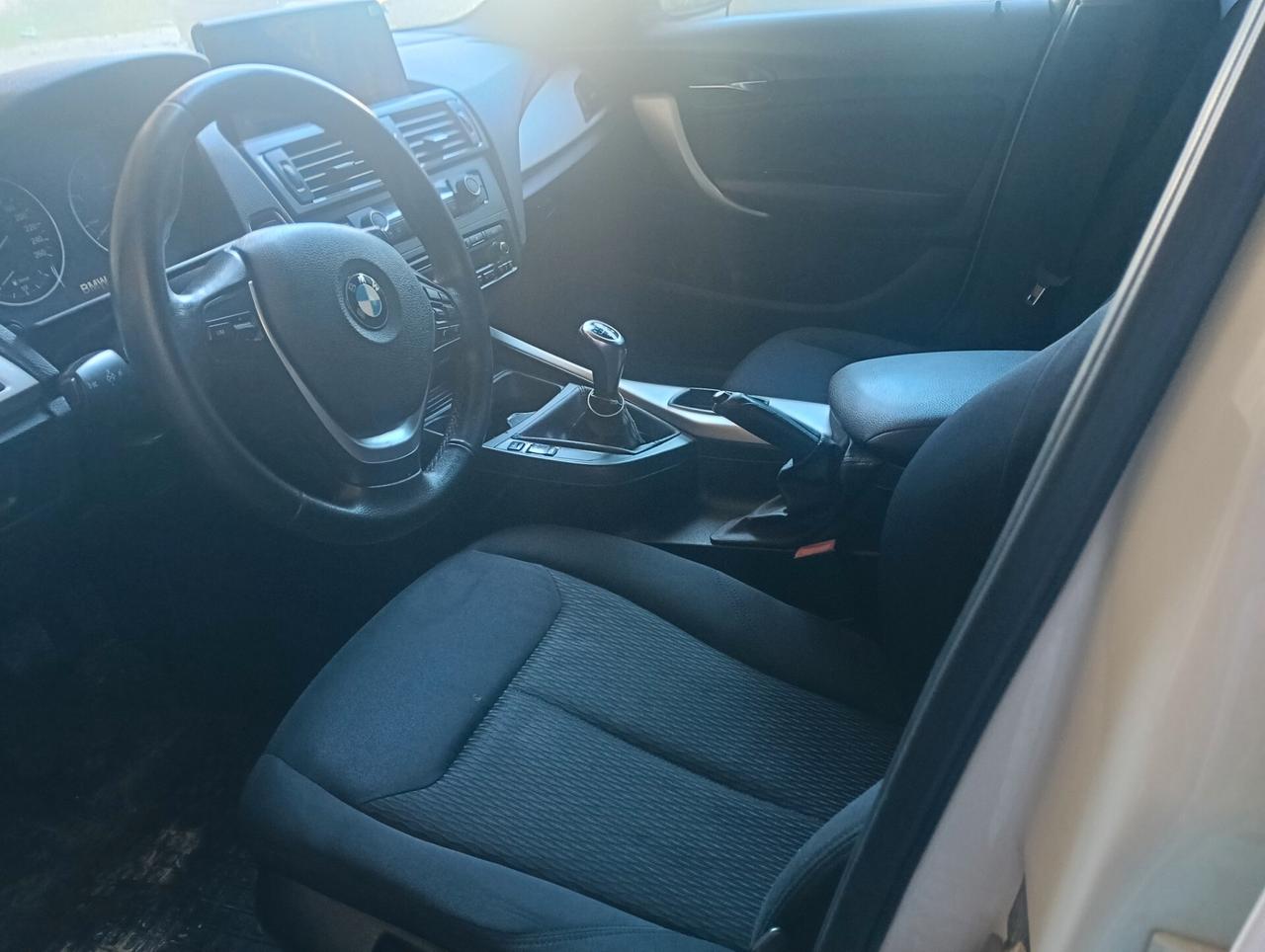 Bmw 116 116d 5p. Business Catena rotta Motore da rivedere