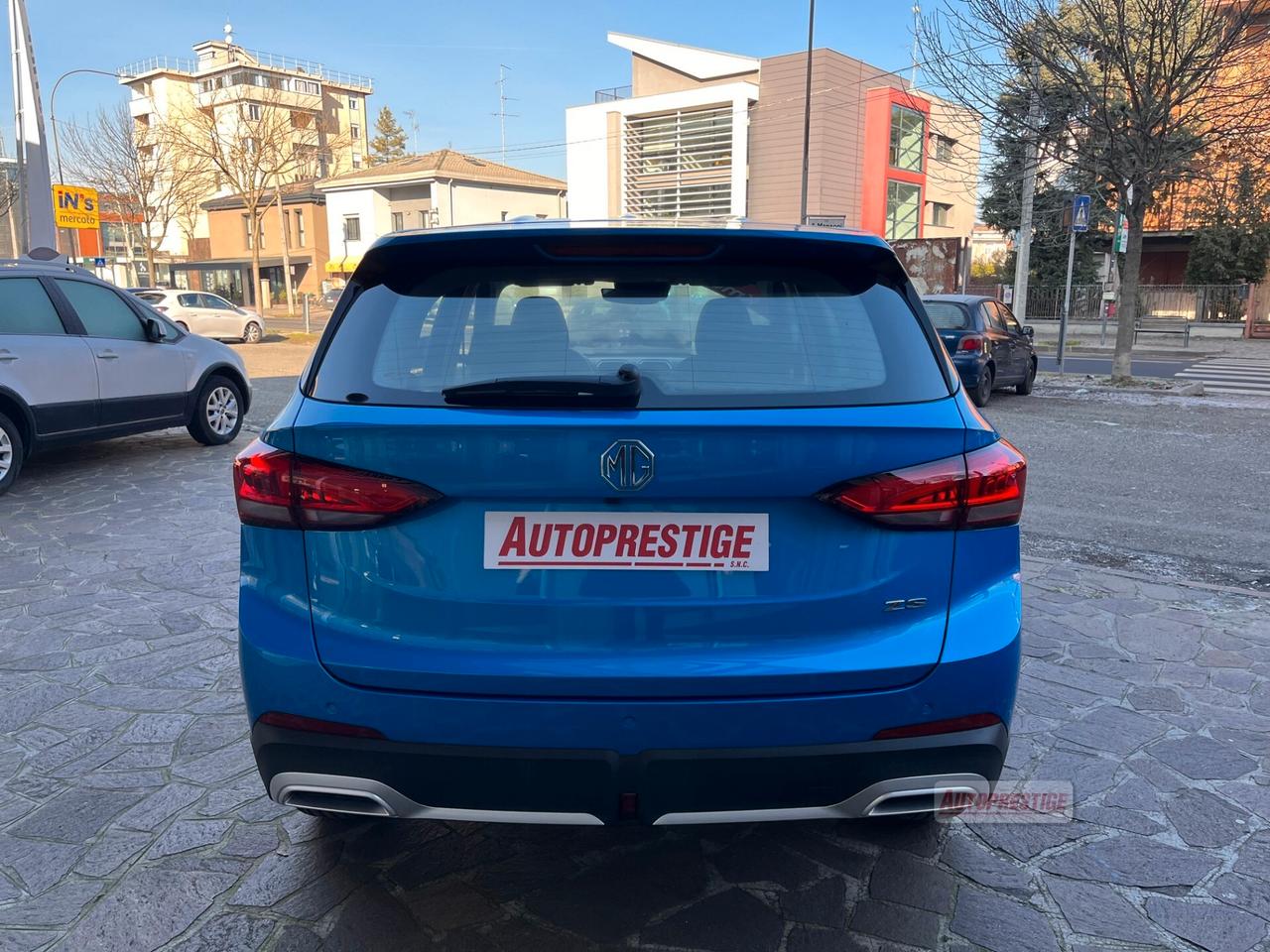 Mg ZS 1.5L 5MT Standard