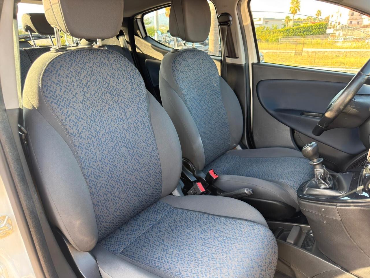 Lancia Ypsilon Hybrid Gold 2023 Nav e Retrocamera