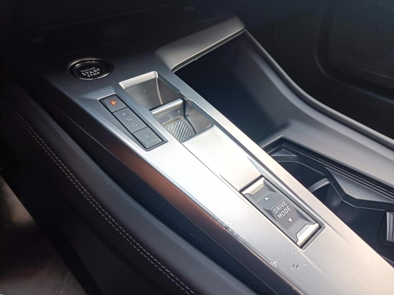 Peugeot 308 Plug-in Hybrid 180 e-EAT8 GT