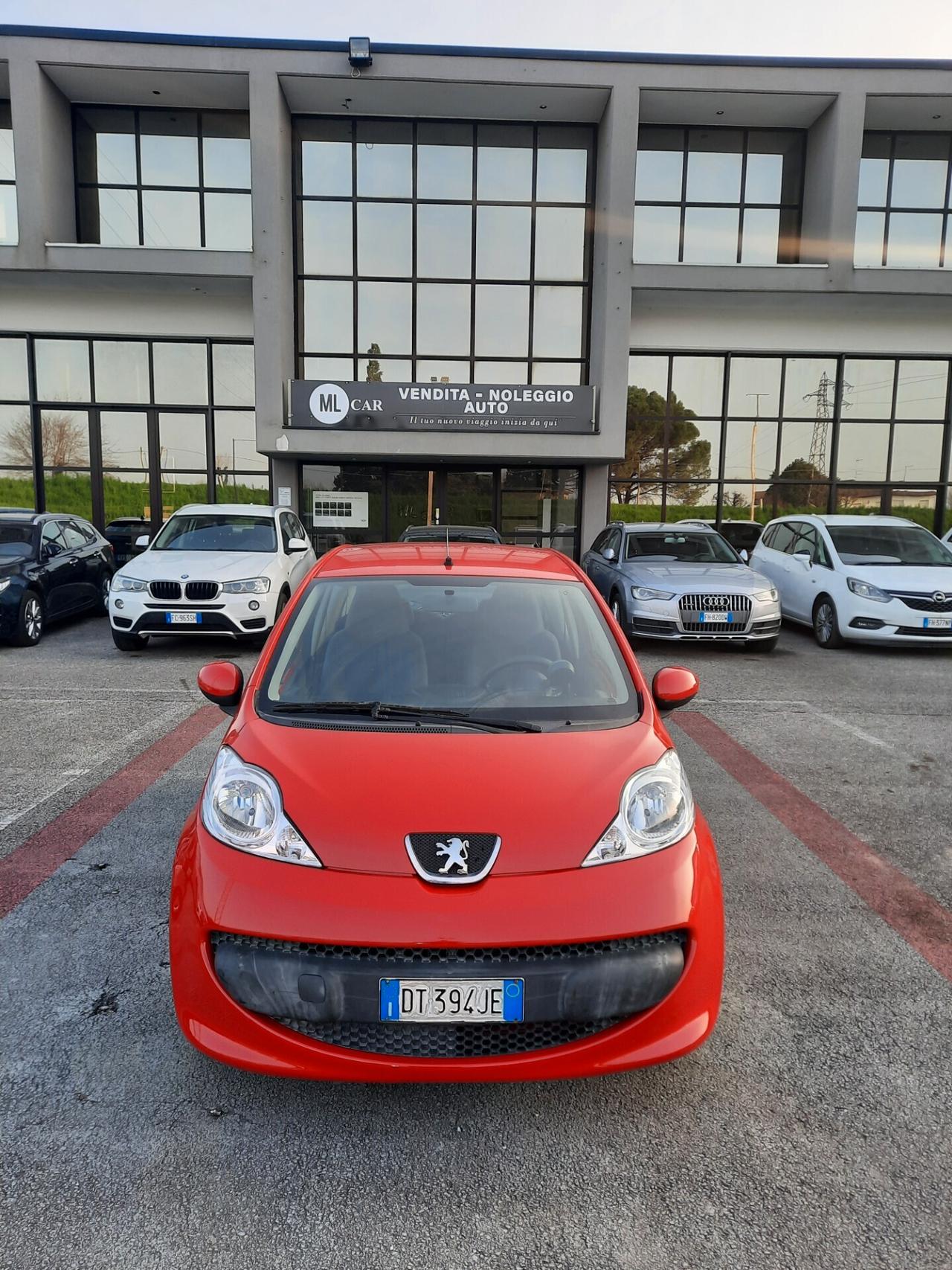 Peugeot 107 1.0 68 CV Ok neopatentati