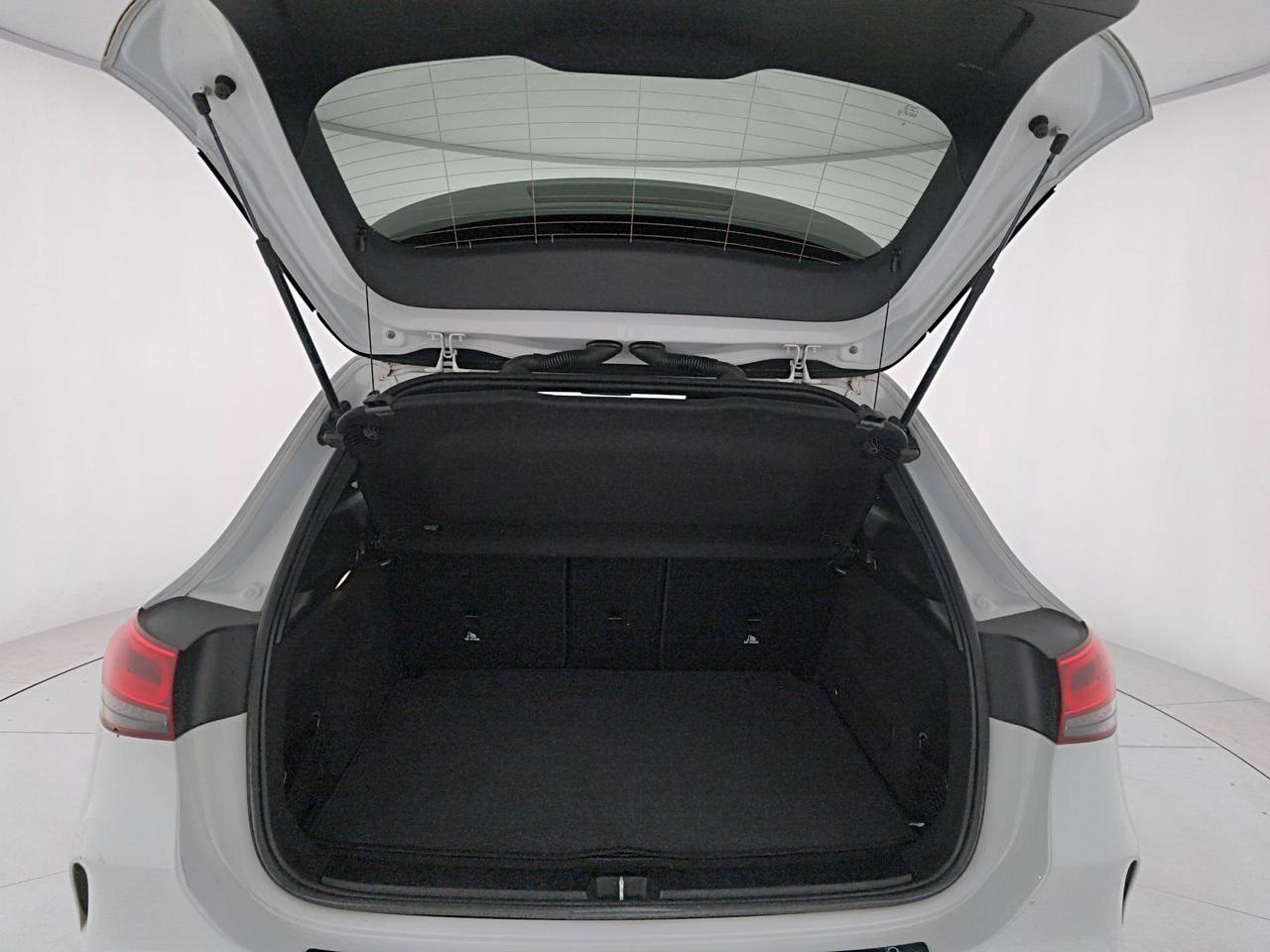 Mercedes GLA 180 d Premium