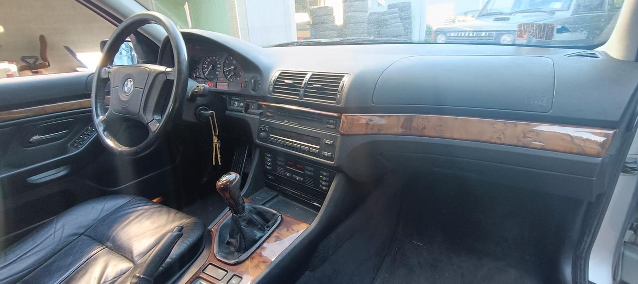 Bmw 520 520i 24V cat