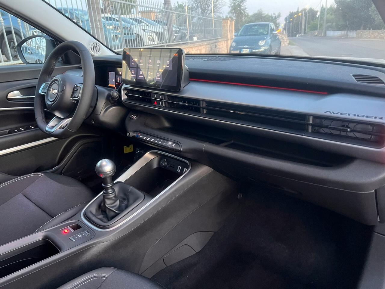 Jeep Avenger 1.2 Turbo 100 CV Summit