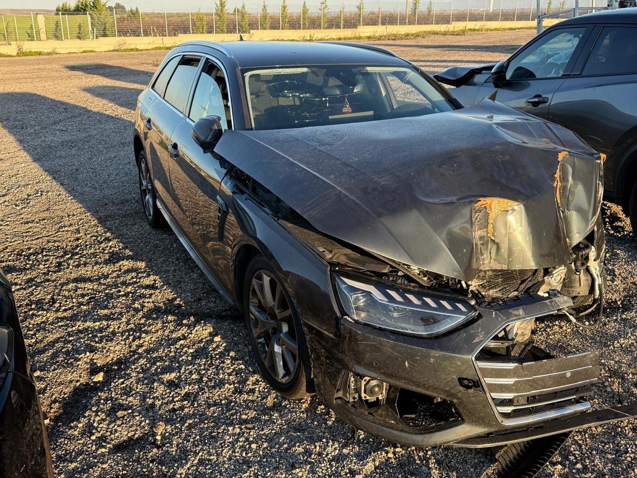 Audi A4 Avant 35 TDI/163 CV S tronic Business Advanced