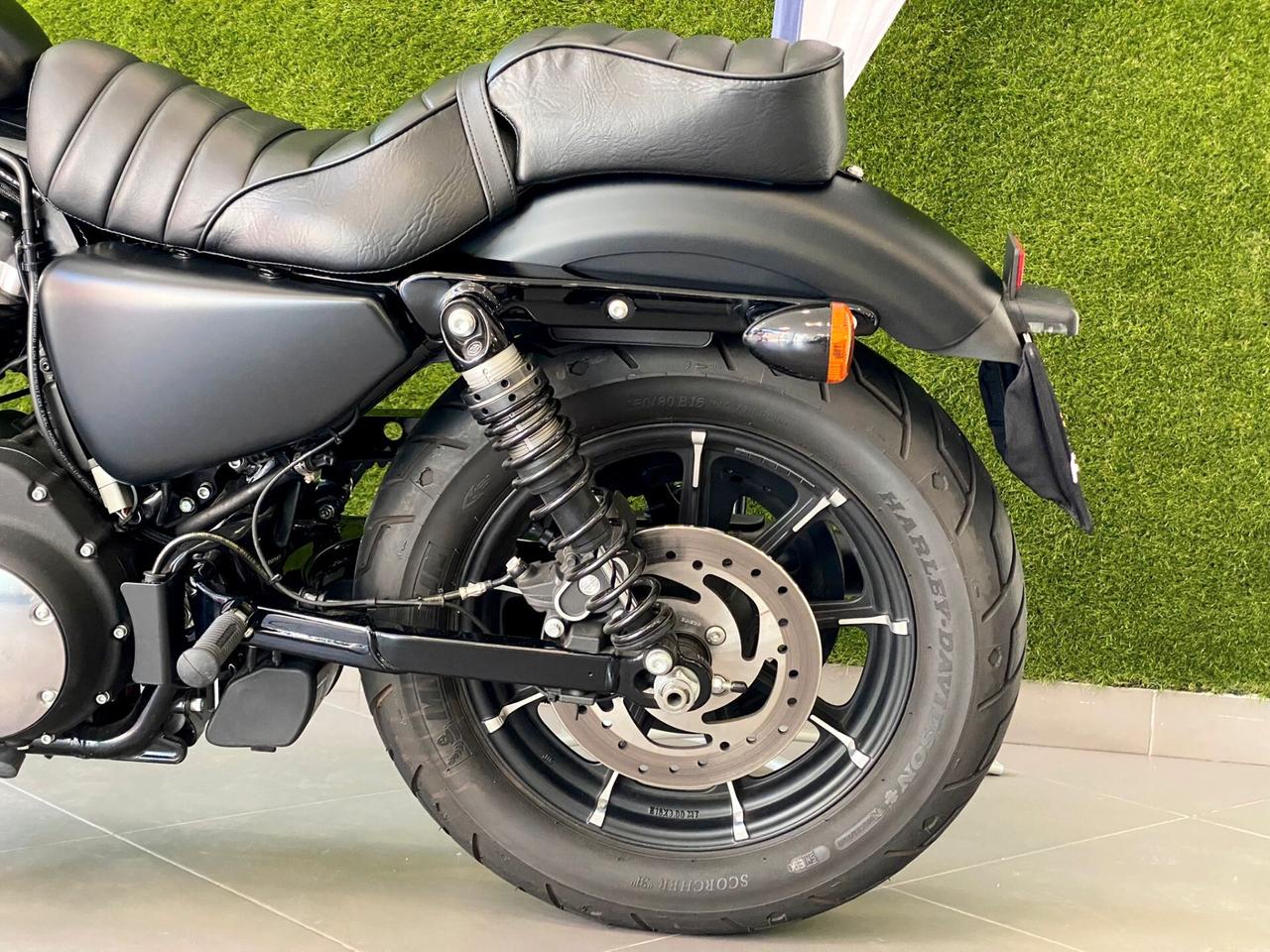 Harley-Davidson Sportster Iron 883 -COME NUOVA