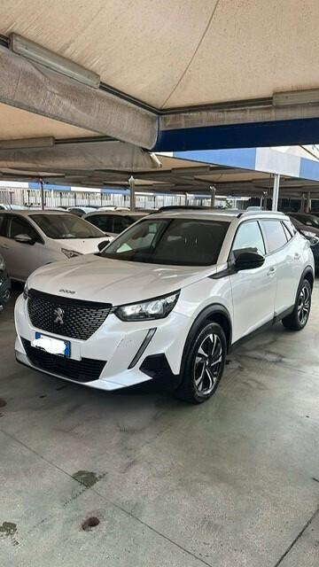 PEUGEOT 2008 2022 1,5 DIESEL