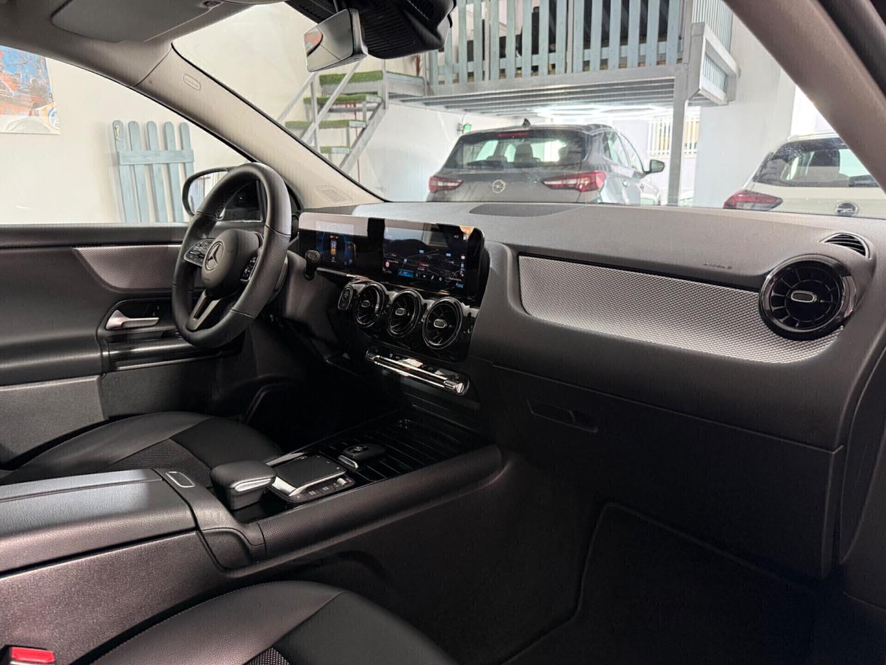 Mercedes-benz GLA 200 d Aziendale Automatic Business Extra