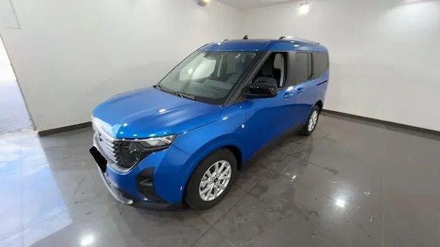 FORD Tourneo Courier 1.0 EcoBoost Powershift Titanium