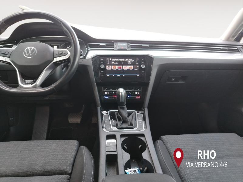 Volkswagen Passat Variant 2.0 tdi R-Line 150cv dsg