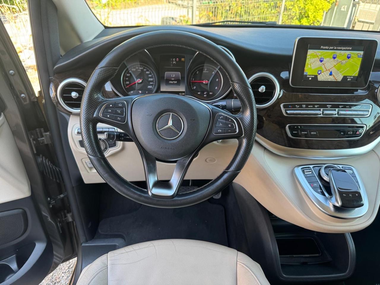 Mercedes-benz V 200 CDI Premium Extralong